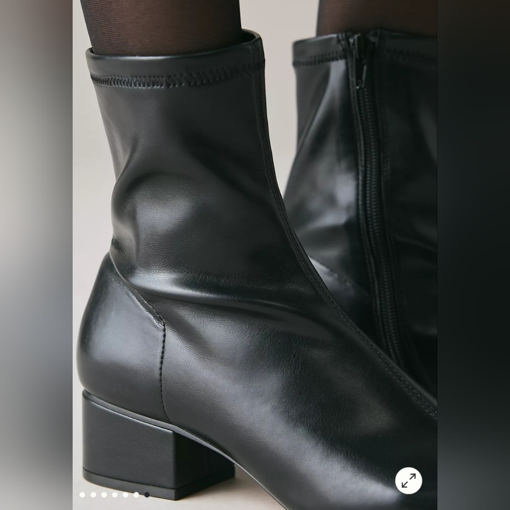 Silent D Short Kali Ankle Black Boots, Retail Price $160.00 USD, Size 5- 5.5 US - Picture 7 of 16